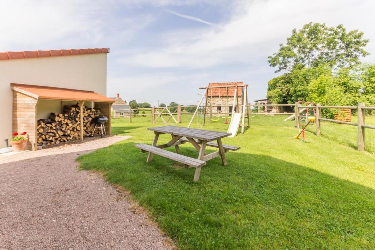 Appaloosa Villa Lormes Buitenkant foto